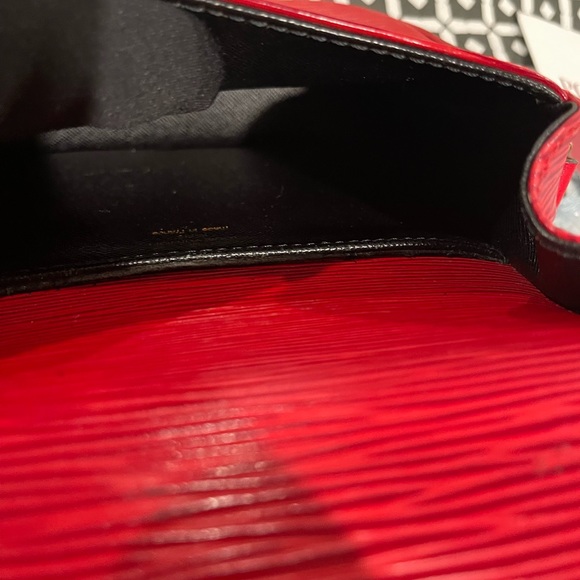 Louis Vuitton Mini Saint Cloud Shoulder bag EPI Red - Picture 10 of 11